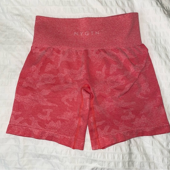 nvgtn camo shorts - Picture 2 of 4